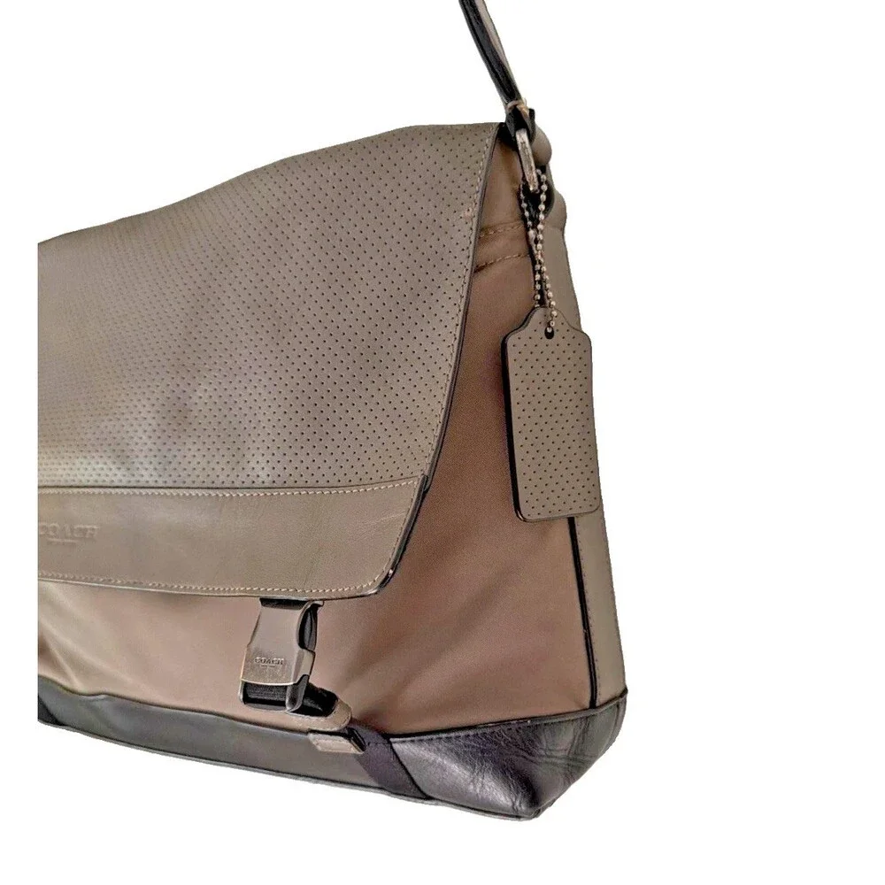 Mens Gray Black Upcrafted Sullivan Messenger Excellent Condition Rare COACH Bag